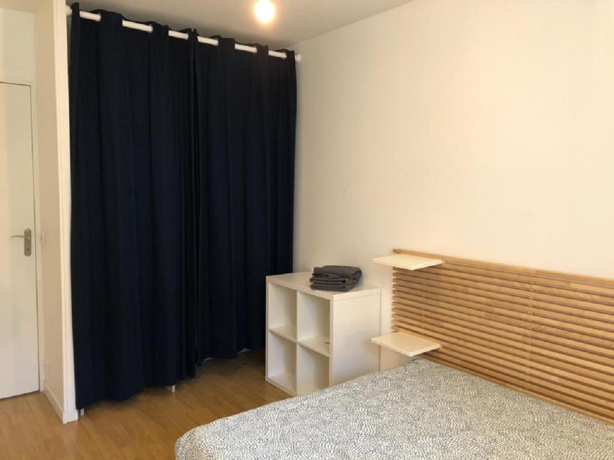 Chambre Paisible Tout Confort Bed & Breakfast Courcouronnes ภายนอก รูปภาพ