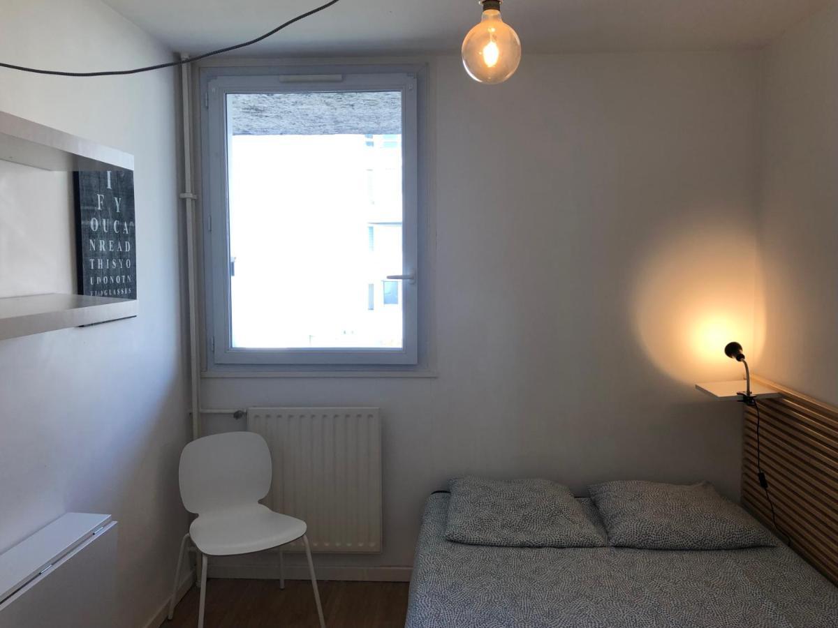 Chambre Paisible Tout Confort Bed & Breakfast Courcouronnes ภายนอก รูปภาพ
