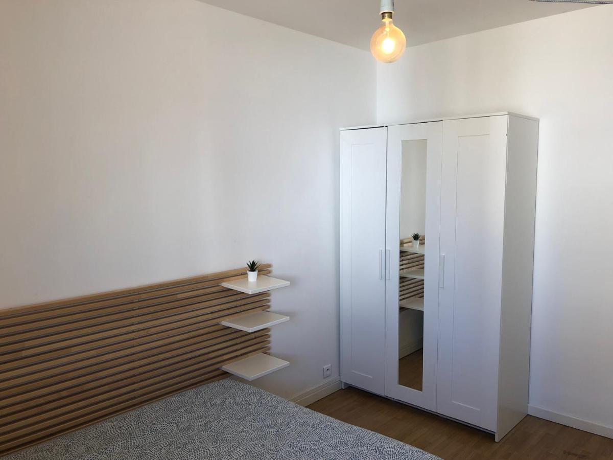 Chambre Paisible Tout Confort Bed & Breakfast Courcouronnes ภายนอก รูปภาพ